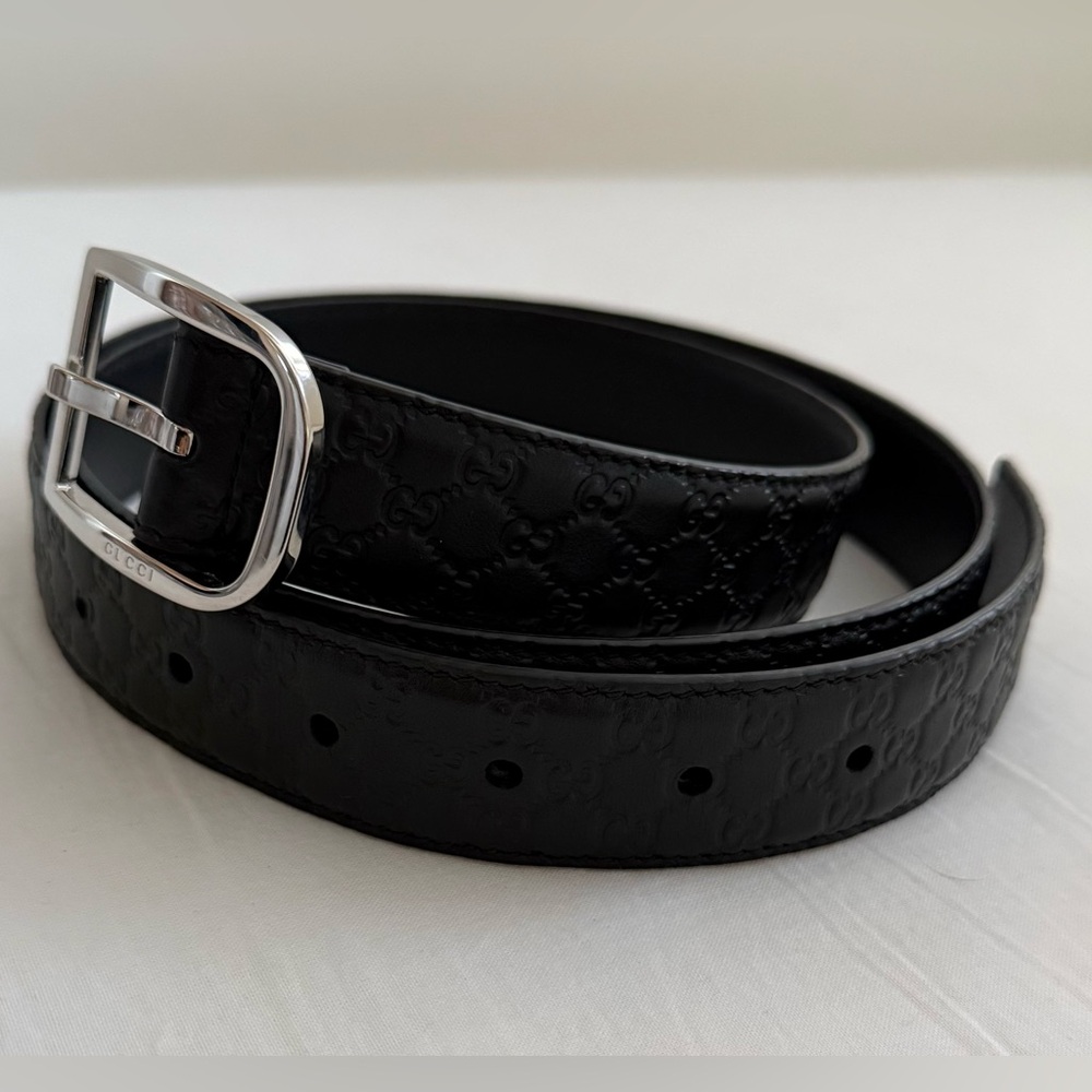 Gucci Belt
Microguccissima Leather
Black, Silver D-Ring Buckle, Size 100/40 - Picture 9 of 10